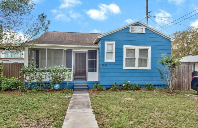 1230 27TH STREET N - 1230 27th Street North, St. Petersburg, FL 33713