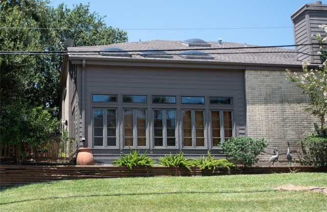 18244 Lakeside Lane Gallery 2