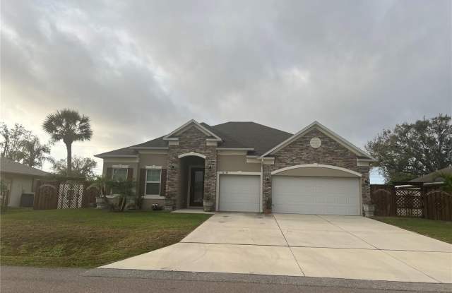 23149 HAMMOND AVENUE photos photos