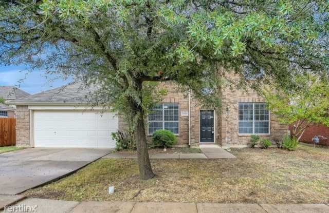 2909 Hollow Valley Drive UNIT - 2909 Hollow Valley Drive, Fort Worth, TX 76244