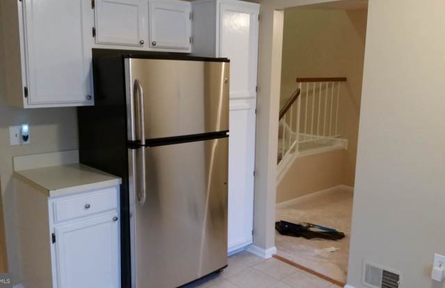 7464 TOWCHESTER COURT Gallery 4