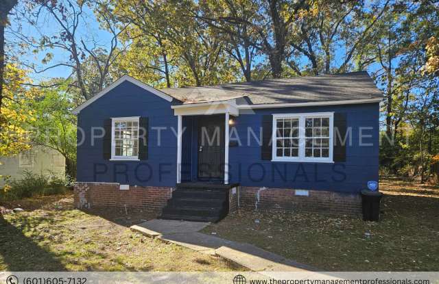 Cute on Combs - 1025 Combs Street, Jackson, MS 39204