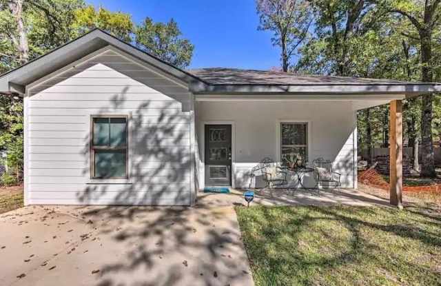 6150 Shawnee Drive photos photos