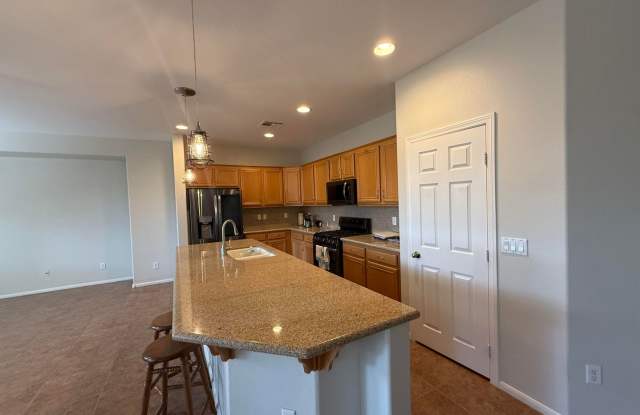 Great Single Story 3 Bedroom Home in Southwest Nevada Trails! Gallery 4