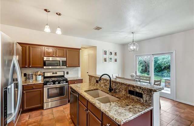 2313 Acorn Bend Gallery 4