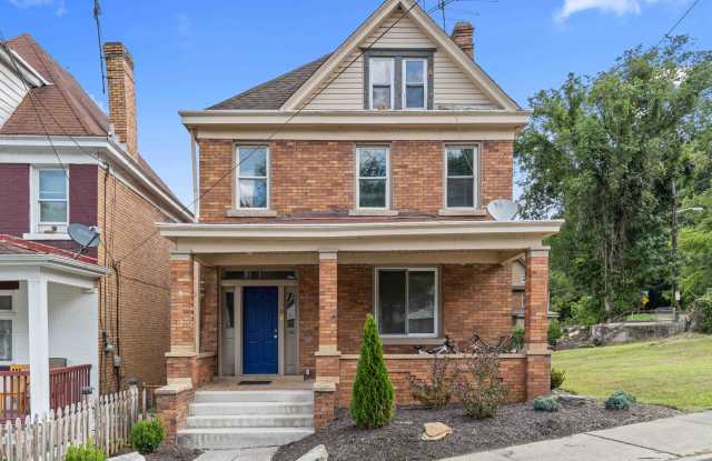 4 Bed 1 Bath Single Family Home photos photos