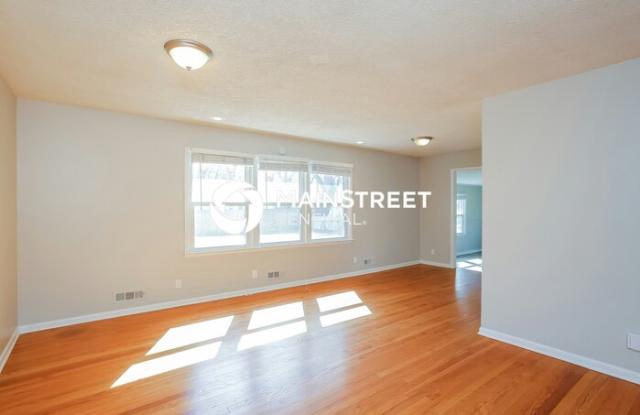 7625 West 95th Terrace Gallery 2
