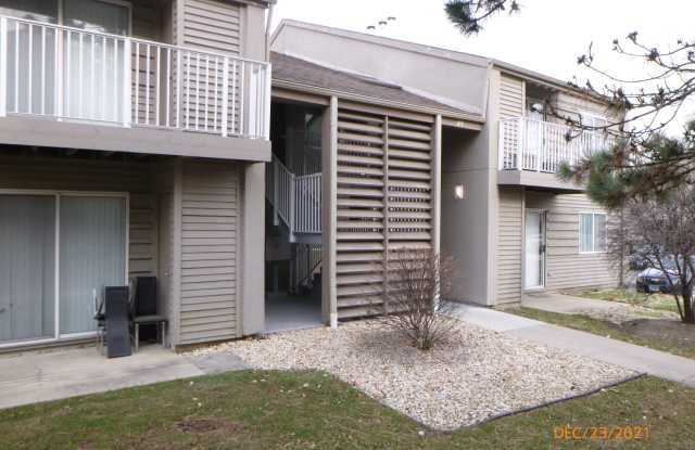 49 Orchard Ter Apt 6 - 49 Orchard Ter, Lombard, IL 60148