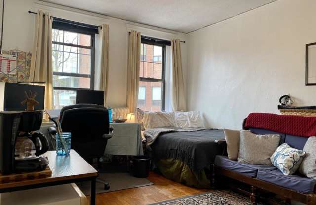 120 Riverway Gallery 2