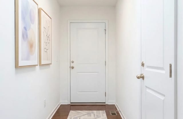 5308 Meagan Ln Ne Gallery 2