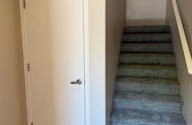 6635 Flaminian Lane Gallery 2
