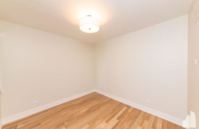 4857 N Seeley Gallery 3