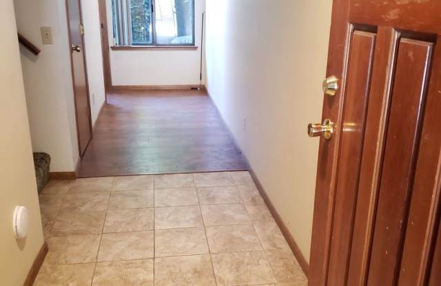 263 E Line Unit #G - 263 E Line St, Bishop, CA 93514