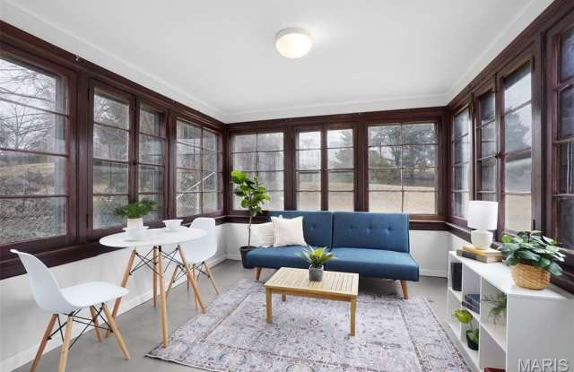 813 Chain Of Rocks Drive photos photos