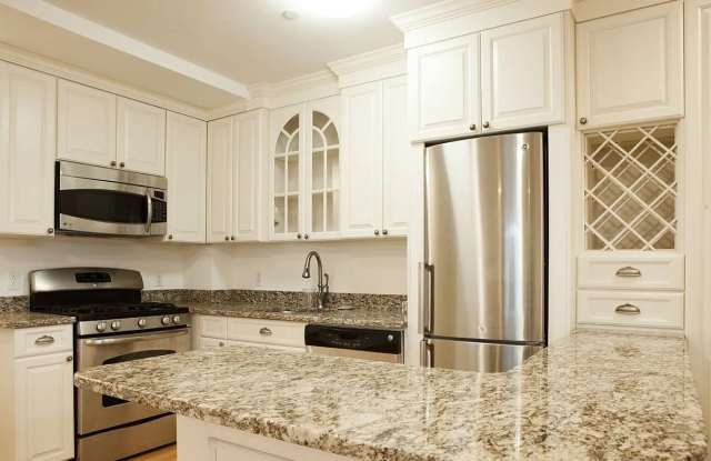 4048 194th St Apt A1 - 40-48 194th Street, Queens, NY 11358