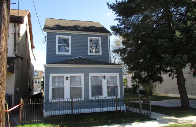 627 OLD ELM STREET - 627 Old Elm Street, Montgomery County, PA 19428