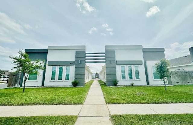 4701 Mulberry Avenue unit: 3 photos photos