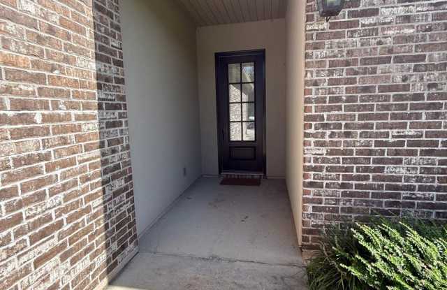 Adorable Townhome! Gallery 1