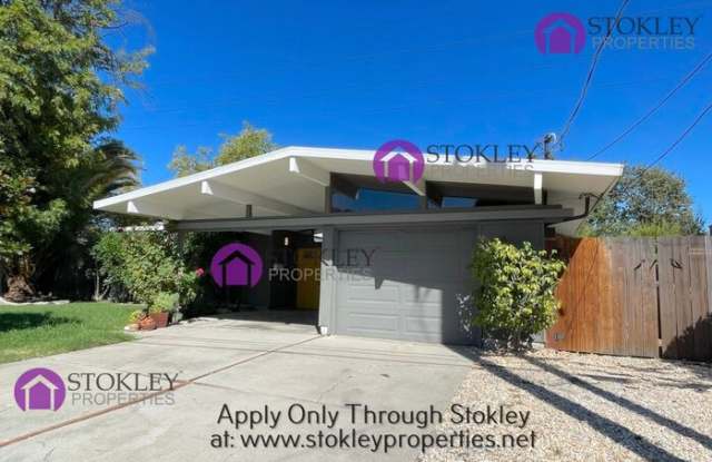 112 Los Cerros Avenue Gallery 1