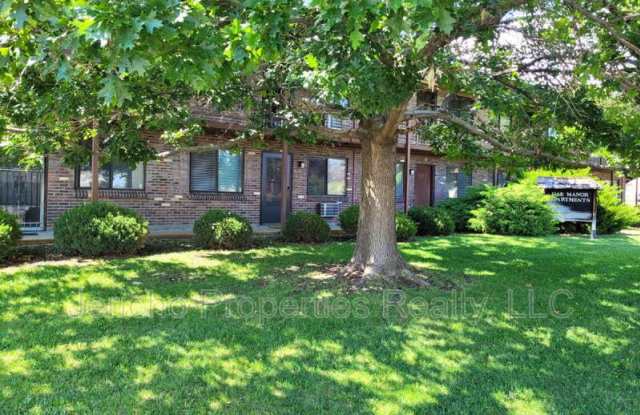 633 Oak Street photos photos