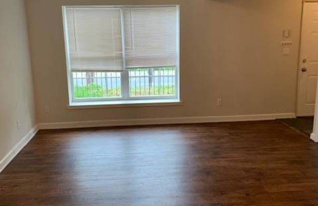 79 Fisher Ave, #10A Gallery 2