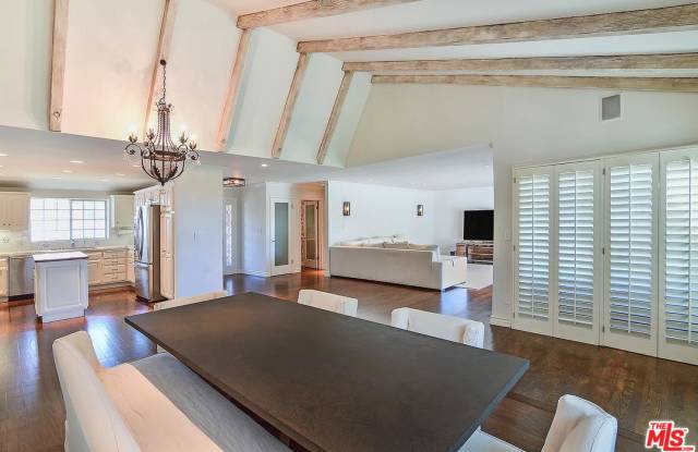1201 LAS PULGAS Road Gallery 4