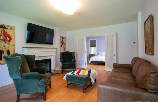 50 Farnum Road photos photos