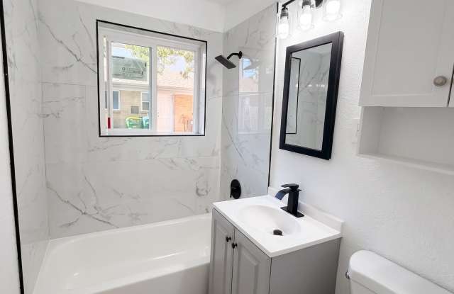 1462 Elmira Street photos photos
