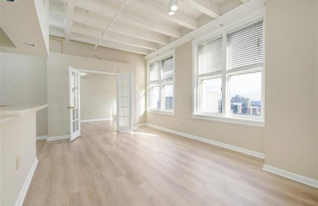 32 Peachtree Street photos photos