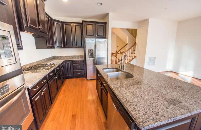 2507 ROLLING FOREST Drive Gallery 2