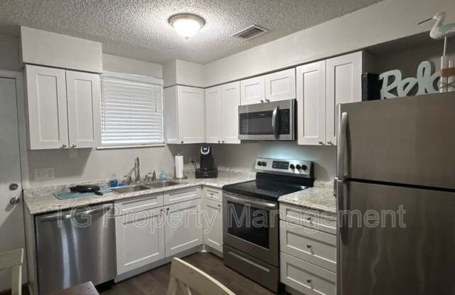 2121 Gordon Avenue photos photos