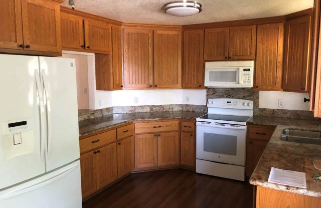 4545 Crown Point Dr Gallery 2