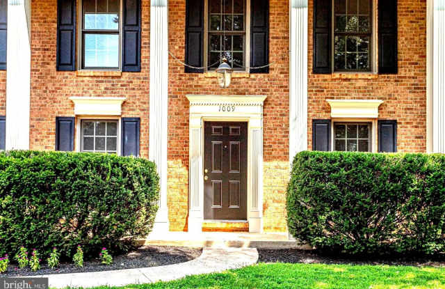1009 RIVA RIDGE Drive Gallery 2