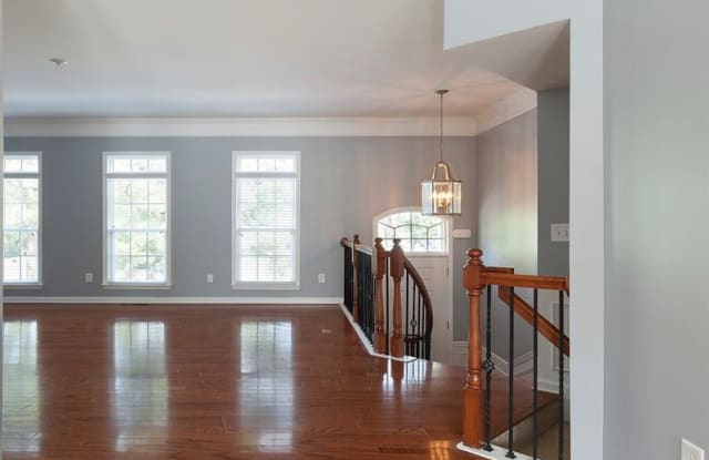 3357 Cumberland Club Drive Gallery 3