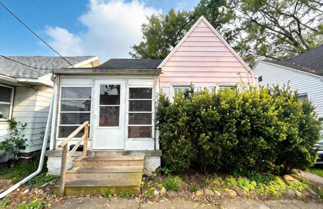 Cute 2 Bedroom Home for Rent photos photos