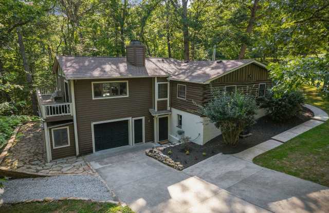 Unique opportunity 5 bedroom / 3 bath or just the main level 3 bedroom / 2 bath available for rent Furnished or Unfurnished photos photos
