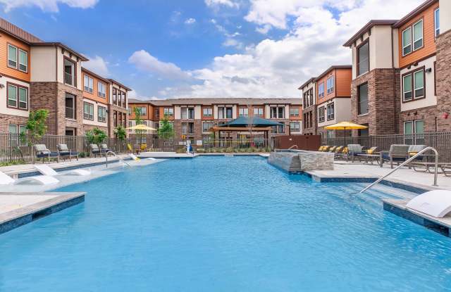 Richcrest Apartments photos photos