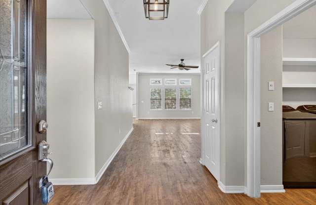 7506 Exeter - 3/bed 2/bath - $2,295/month Gallery 4