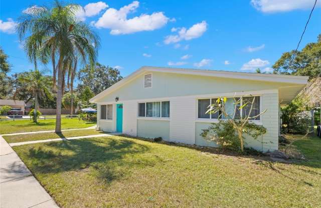 415 MAPLE WAY photos photos