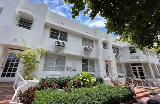 500 14th St photos photos