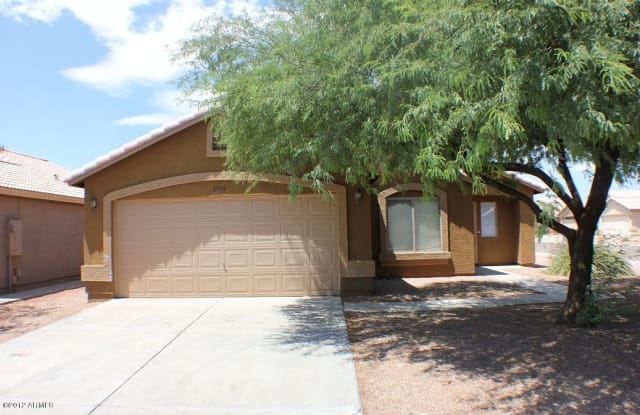 8904 W Edgemont Ave - 8904 West Edgemont Avenue, Phoenix, AZ 85037