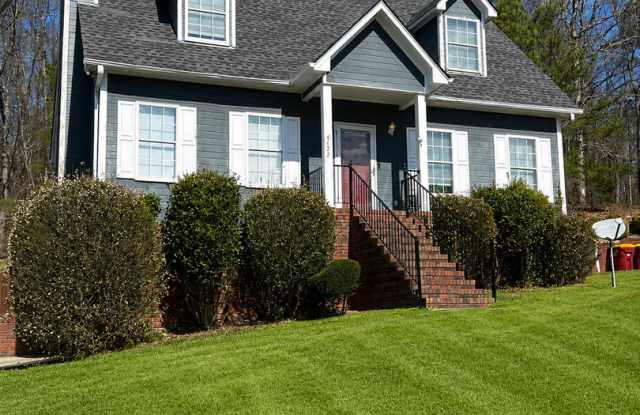 Beautifully Maintained 3BR Home with Extra Living Space photos photos