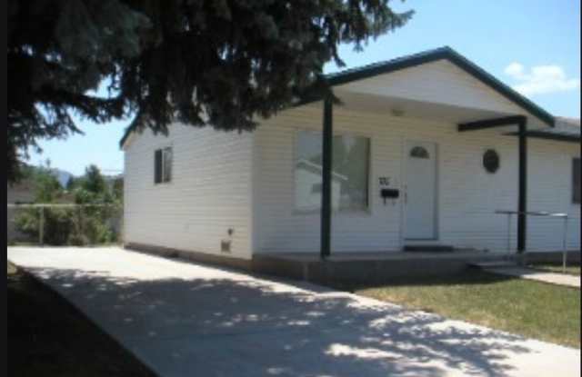 2 bedroom house Gallery 3