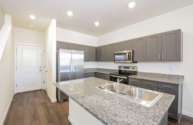 13520 Oneida Lane Gallery 4