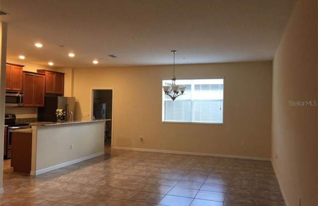 13036 GARRIDAN AVENUE Gallery 4