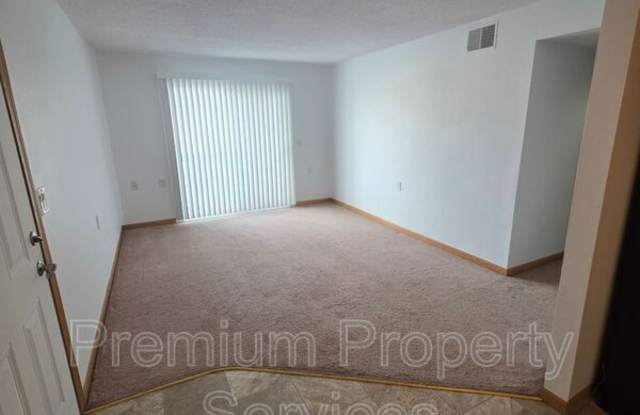 435 Willis Avenue - 435 Willis Avenue, Rochelle, IL 61068