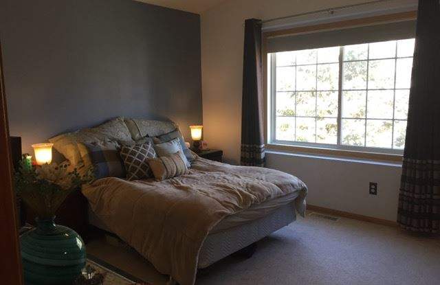 1151 100th Ln NE C Gallery 2