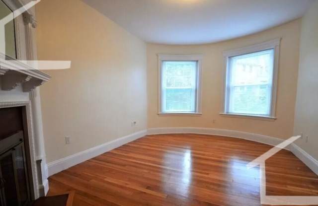 198 Winthrop Rd #5E Brookline MA 02445 photos photos