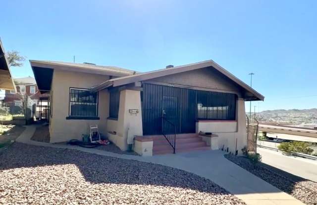 1546 Upson Dr photos photos