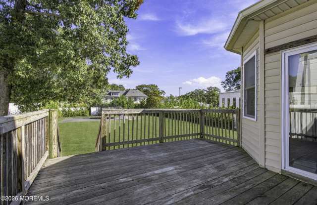 151 Miller Road Gallery 3